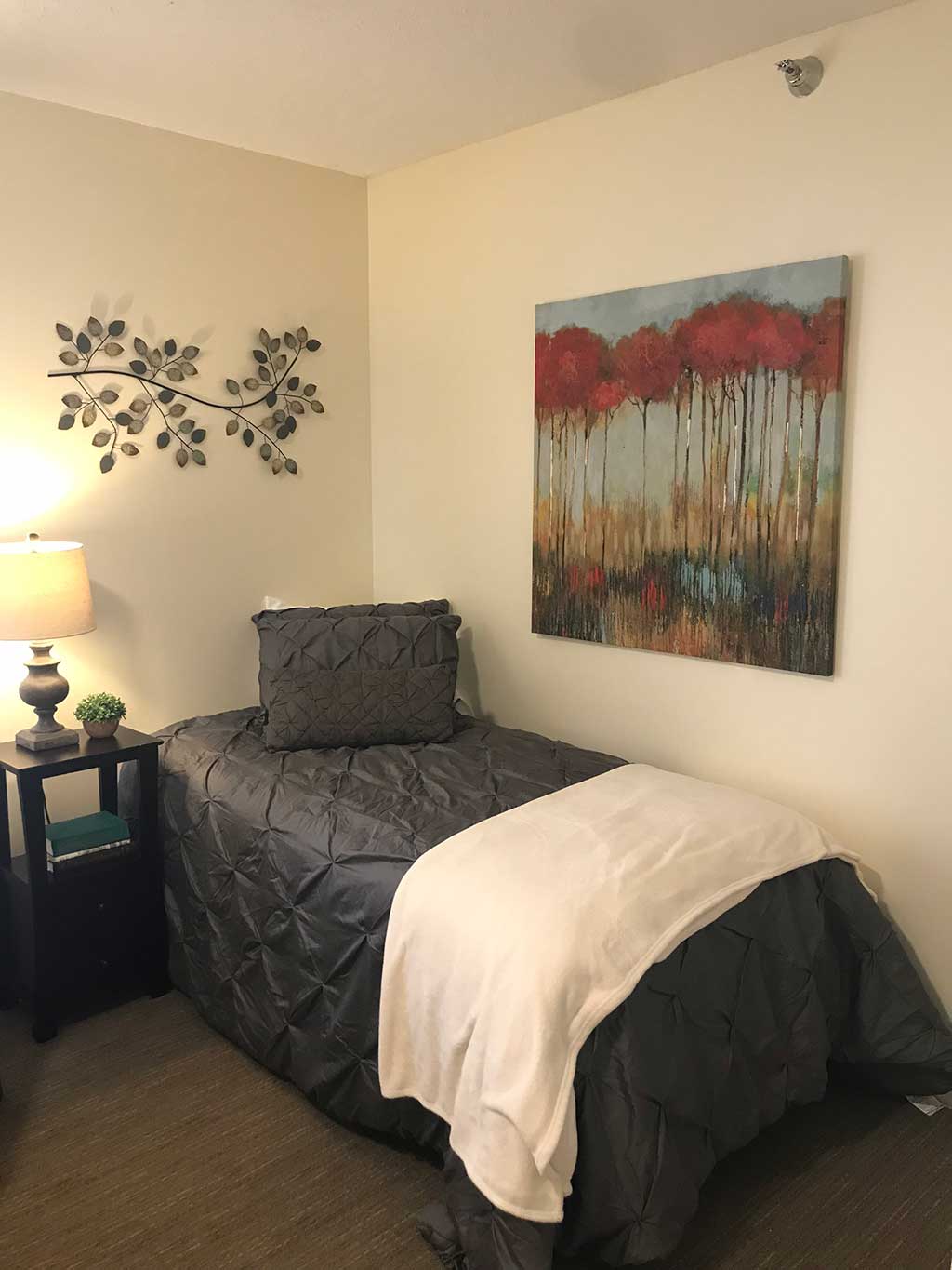 Bell Trace Assisted Living Bed Room
