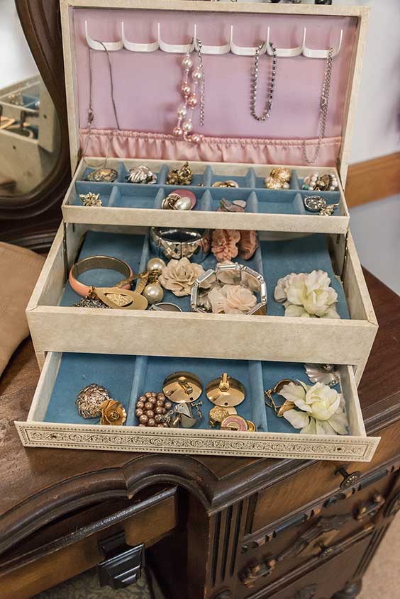Carmel Health & Living Memory Support Jewelry Station